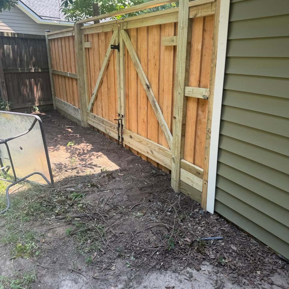 Walter Handyman LLC fence project 10 — fence installation in the Charleston, SC area