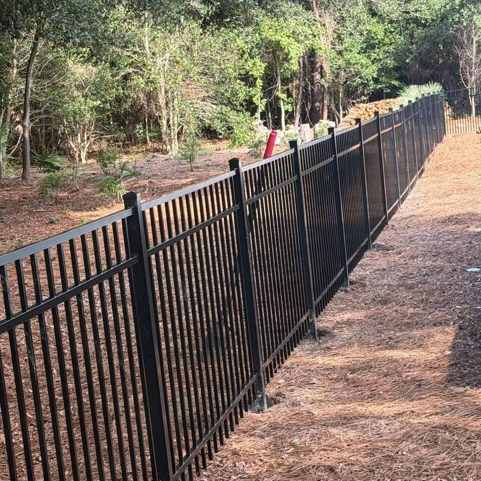 Walter Handyman LLC fence project 14 — fence installation in the Charleston, SC area