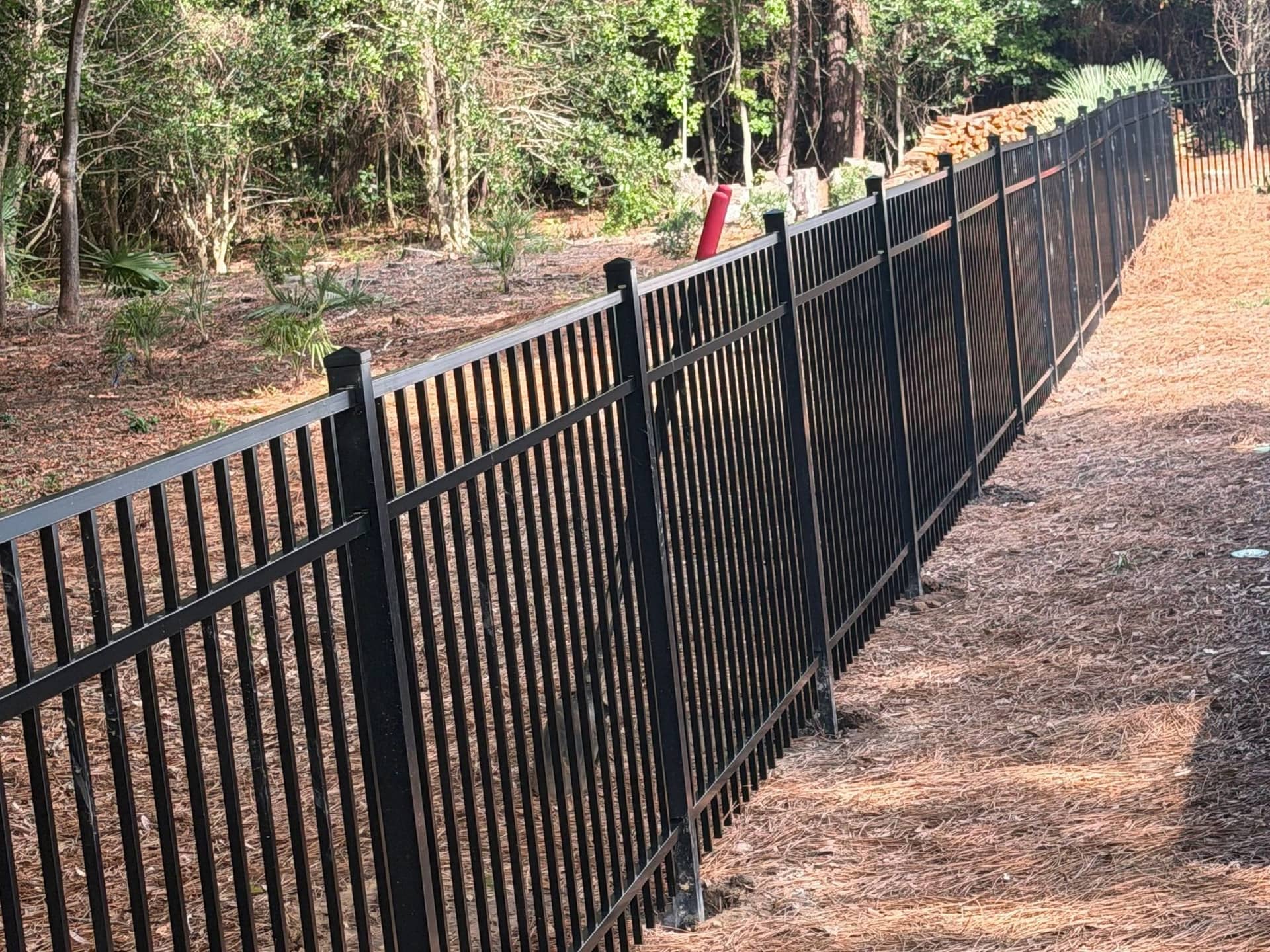 Aluminum & Ornamental Fencing